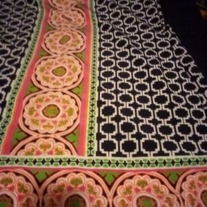 Crown & Ivy Black and Pink Geometric Dress